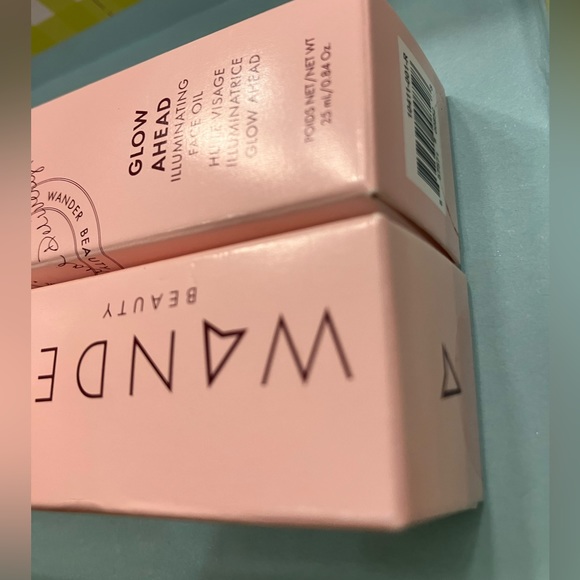 Two Wander Beauty Face Illuminating Oil cosmetics skincare NIB - Picture 9 of 16